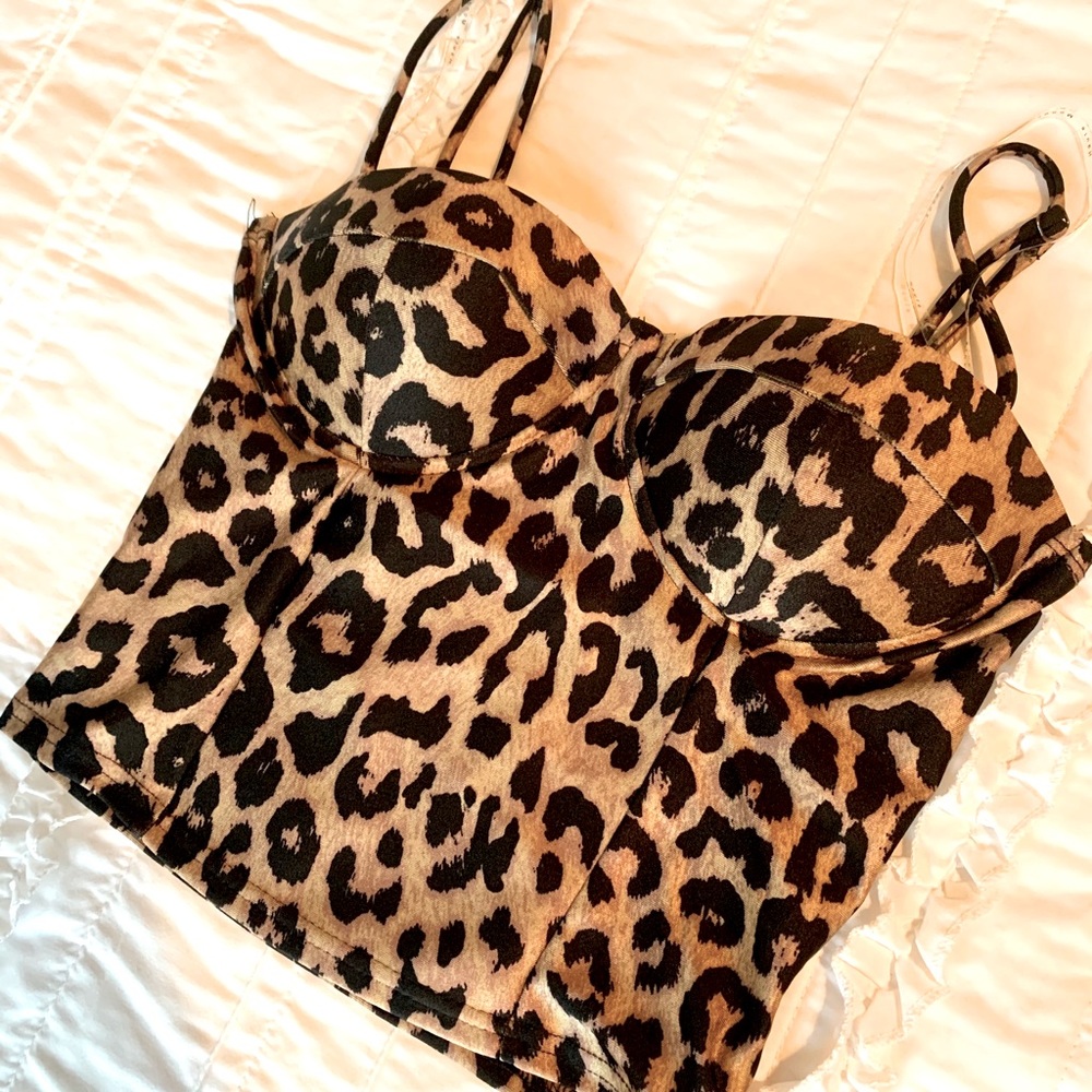 Corset leopard print crop top